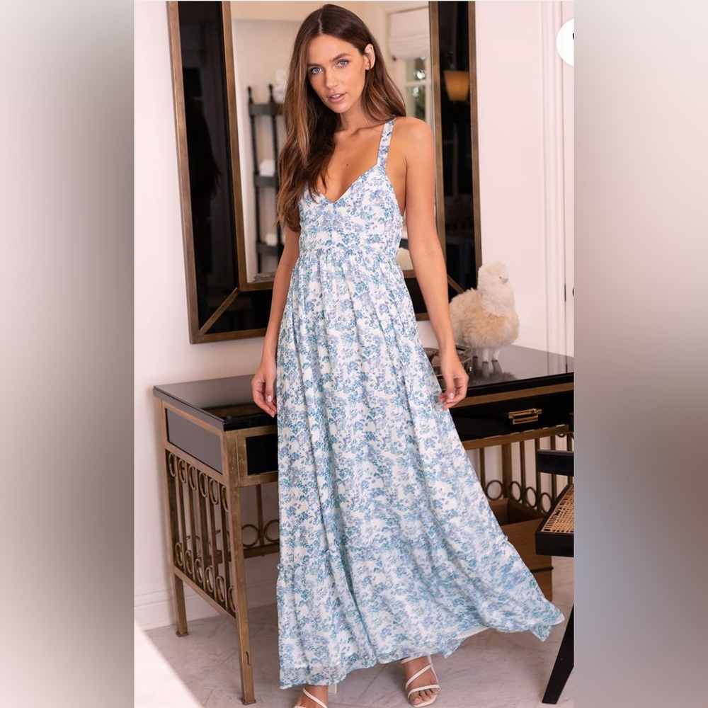Lulu’s My Love Story White Floral Print Tie-Back Maxi Dress